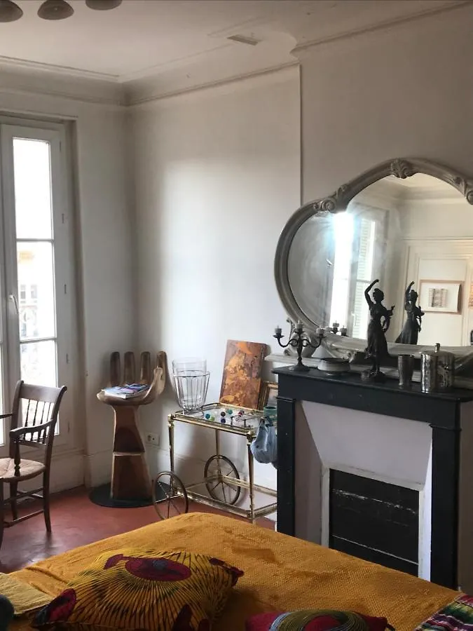Ferienwohnung 19 Marseilles Privatunterkunft